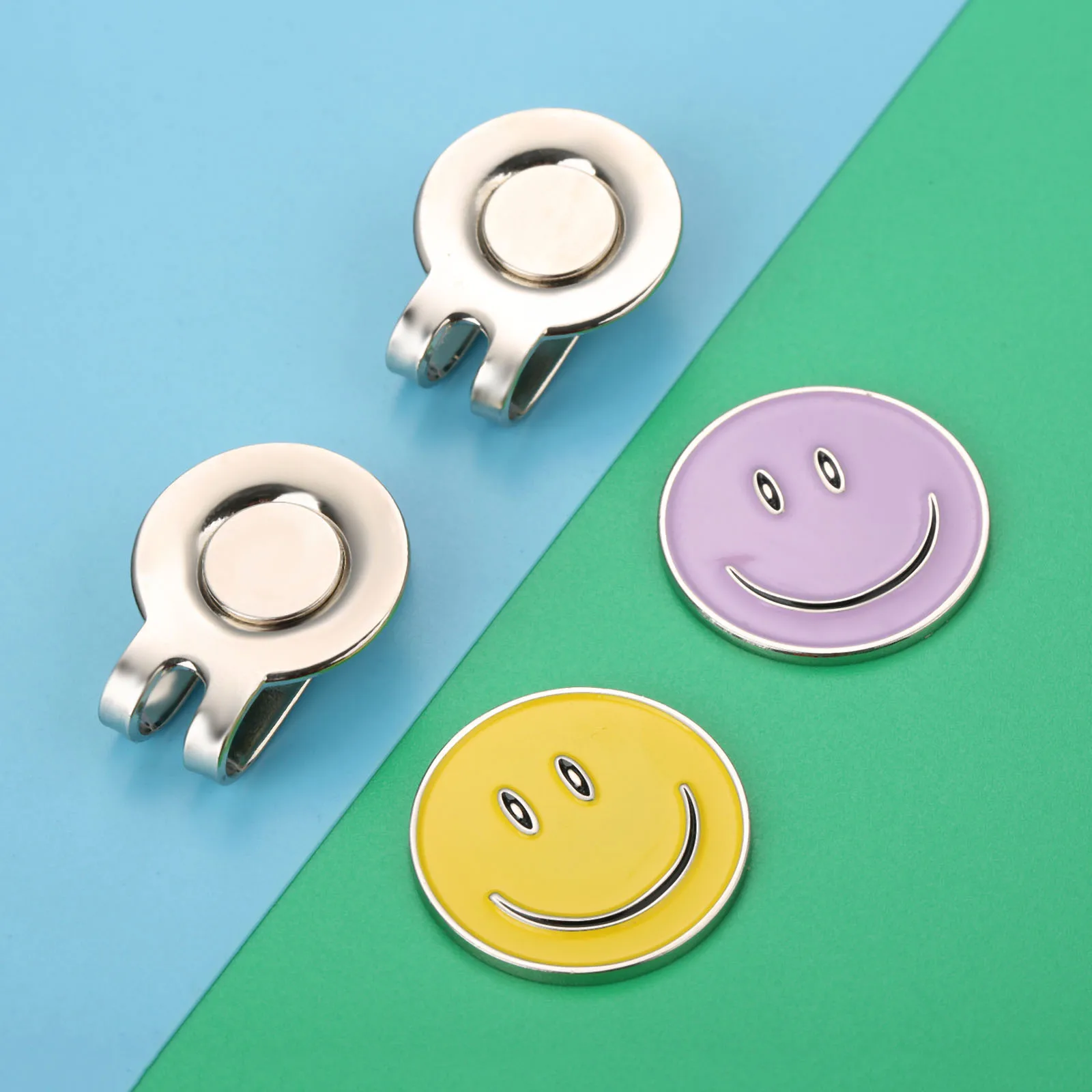 

SURIEEN 1pc Alloy Golf Ball Mark with Hat Clips Magnetic Golf Cap Clip Marker Smiley Face Design for Cap Visors/ Belts/ Pocket