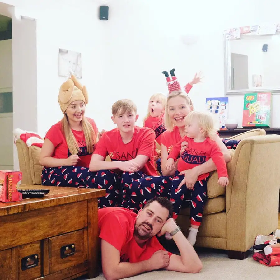 

XMAS Family Matching Christmas Pajamas Set Xmas Santa Mommy And Me Womens Mens Kids Sleepwear Nightwear