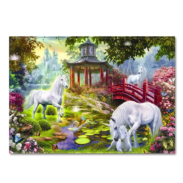 아이들의 상상력을 불러일으키고 놀이의 세계로 이끄는 다채로운 만화 놀이 카펫