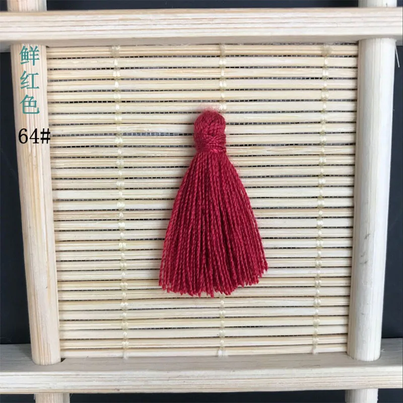 100PCS 3CM Mini Cotton Thread Fabric Tassel DIY Pendant Jewelry Key Making Fringe Trim Craft Tassels Sewing Accessories - Цвет: 64