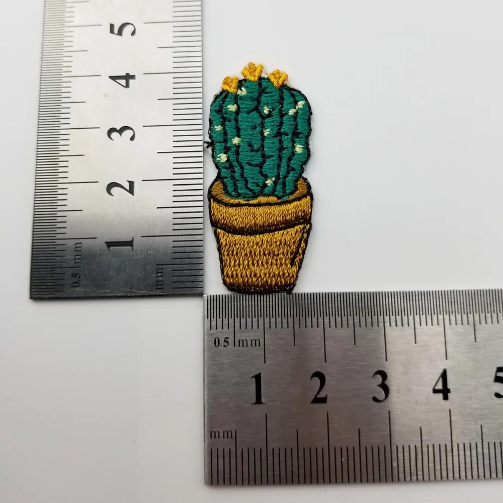 Green Cactus High Quality Natural Style Embroidered Patch for Clothing Backpack decoration (2)