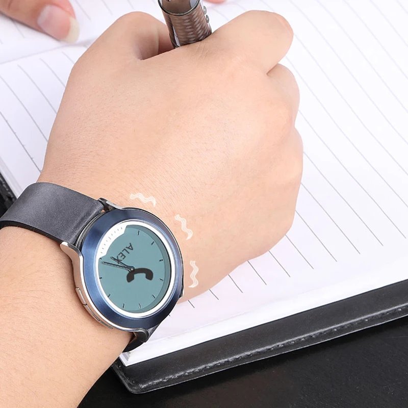 Pewant M6 Смарт-часы из натуральной кожи традиционные Smartwatch IP68 Водонепроницаемый световой тень голографический Экран наручные часы