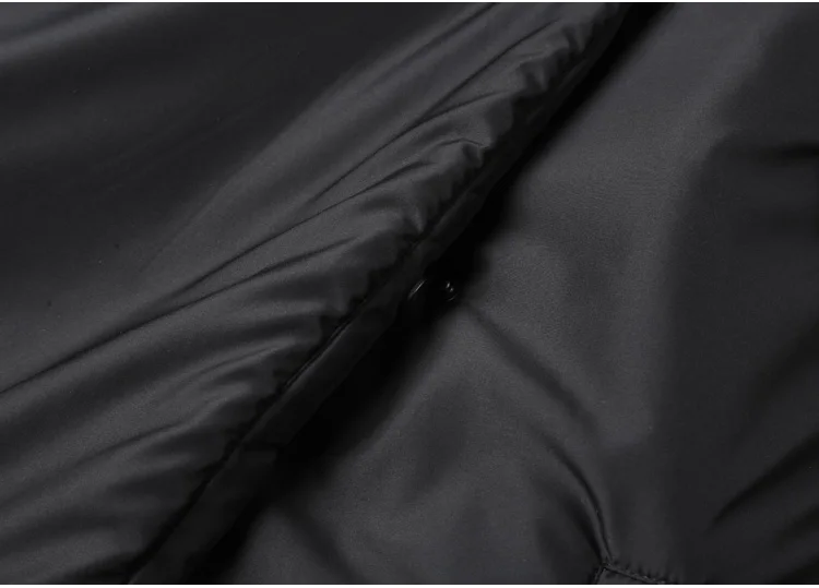 Для мужчин новые зимние тонкие длинные теплая хлопковая стеганая теплая куртка с капюшоном метросексуал человек черные повседневные Европейский стиль Брендовое пальто F7160