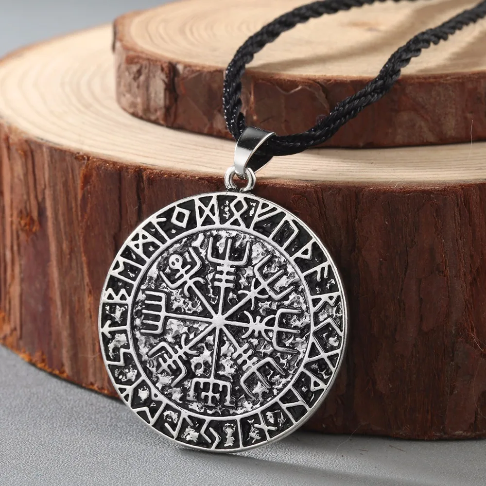 Kinitial Norse Vegvisir Symbol Necklace Protection Symbol viking Men Pendant Magical Staves Compass Wholesale Jewelry