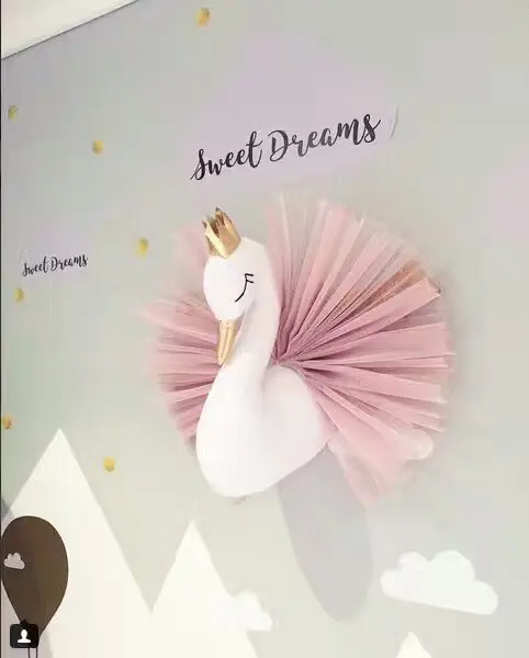 3D Wall Hanging Decorations Cute Crown Swan Stuffed Dolls 40X54cm Bedroom Wall Hanging Deco Weddings Birthday Toys Gifts