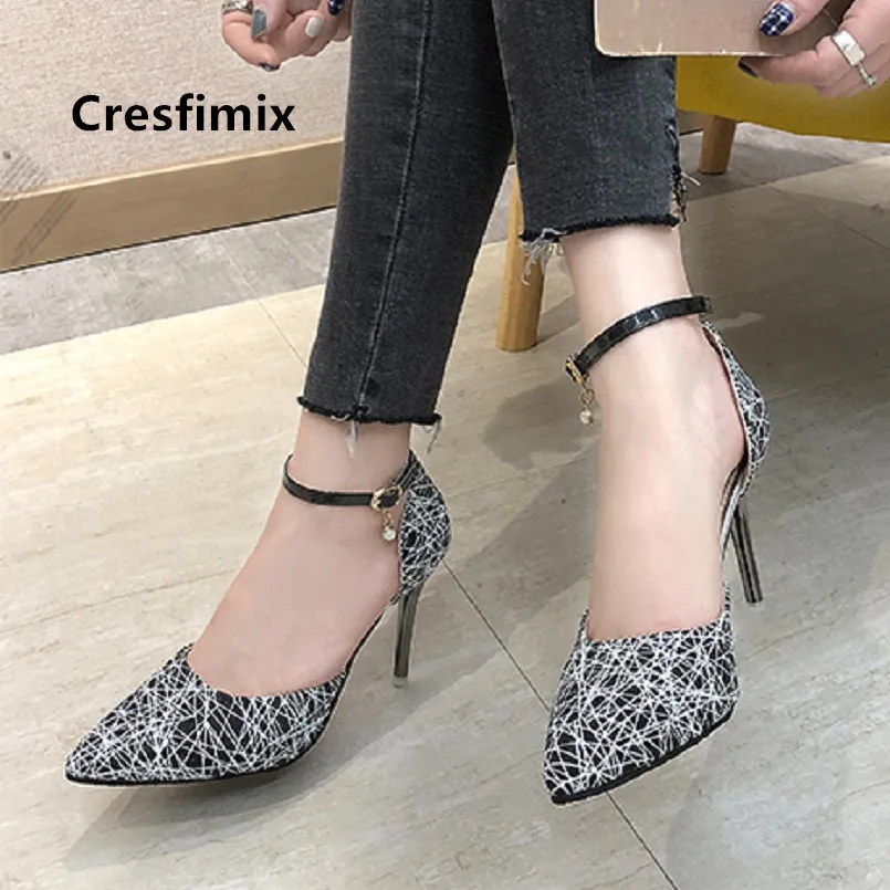 

Cresfimix Pompes Femmes Women Classic Black Pattern High Heel Shoes Female Fashion Silver High Heel Shoes Golden Shoes C5321