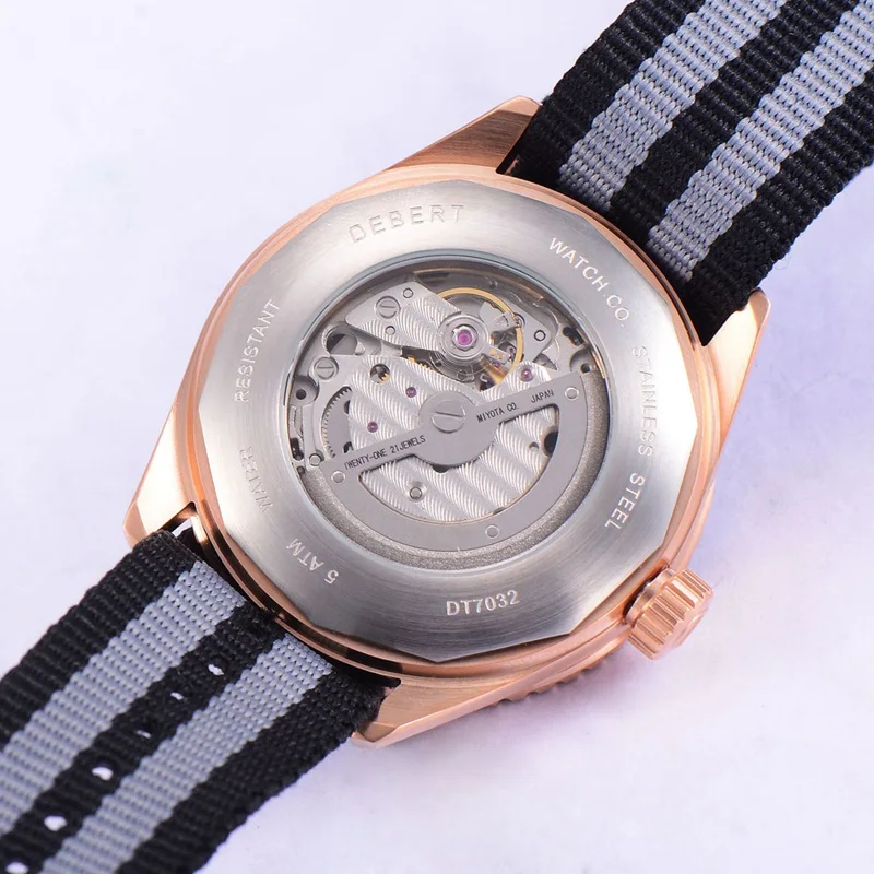 DT7032R 01