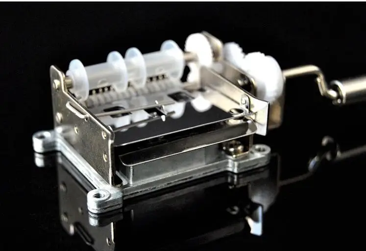 by-dhl-10-sets-Tune-Tape-Hand-Crank-Music-Mechanical-Musical-Box-Set-with-Hole-Puncher (2)