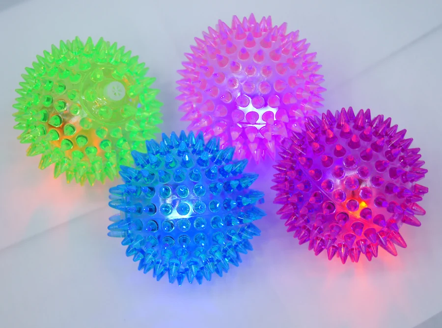 bouncy balls with spikes