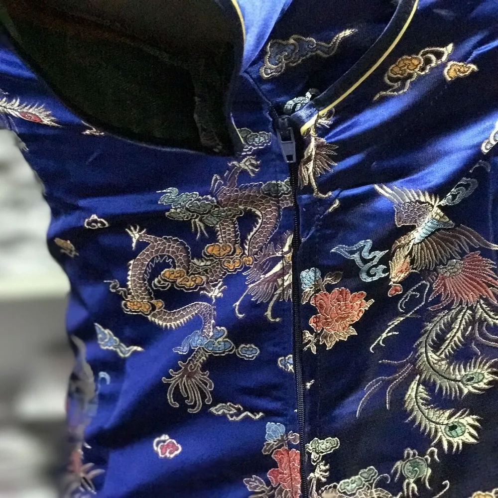 Шанхай история короткие Cheongsam Топ Традиционный китайский искусственный шелк/Атласный топ Дракон и Феникс Вышивка Блузка Топ Qipao рубашка