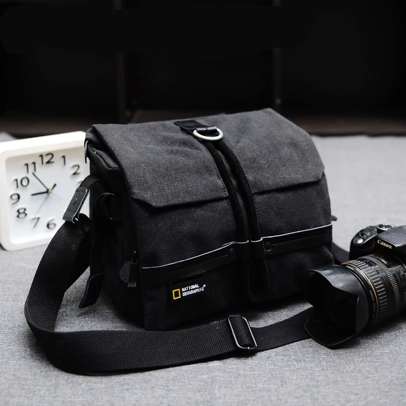 Fine NATIONAL GEOGRAPHIC Professional DSLR Canvas Camera Bag/Case