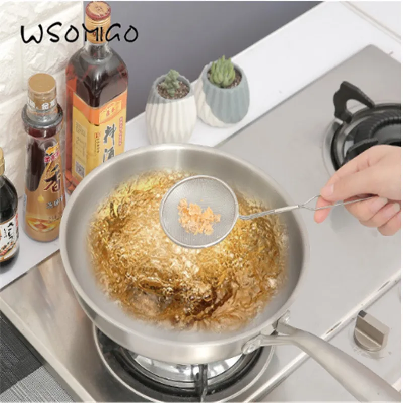 

Kitchen Accessories Hanging Stainless Steel Filter Colander Grease Oil Spoon Oil Dregs Soy Milk Spoon Kitchen Gadget - C