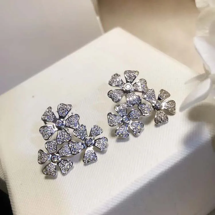 

Brand Pure 925 Sterling Silver Jewelry For Women Big Flower Earrings Cubic Zirconia 3 Clover Stud Earring Party Silver Jewelry
