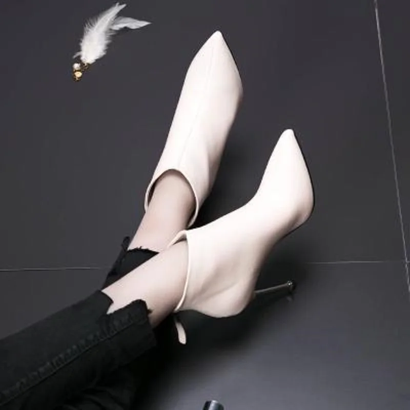 Chaussures noir Fine Beige Nouvelle Sauvage Et Talons Femmes À Pointu 2018 Sexy D'hiver Bottes Avec Automne Hauts De wEa7qTv
