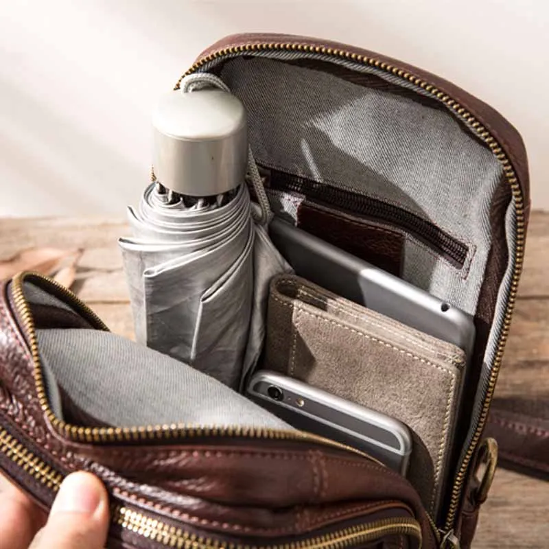 AETOO New retro male chest Baotou layer leather casual large capacity leather oil leather men's bag chest bag male