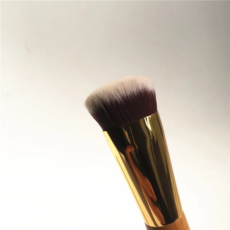 TARTE the slenderizer bamboo contouring brush _ 3