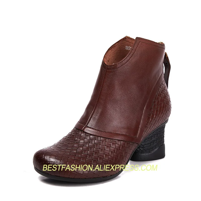 

Women Boots genuine leather ankle Boots Europe and the United States with Martin boots round head side zipper boots