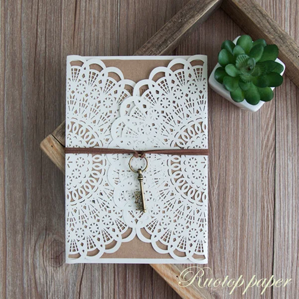 

50pcs 24 Colors Customized Greeting Wedding Invitation With Hollow Out Rustic Laser Cut Invitation Card Elegant Party Invites