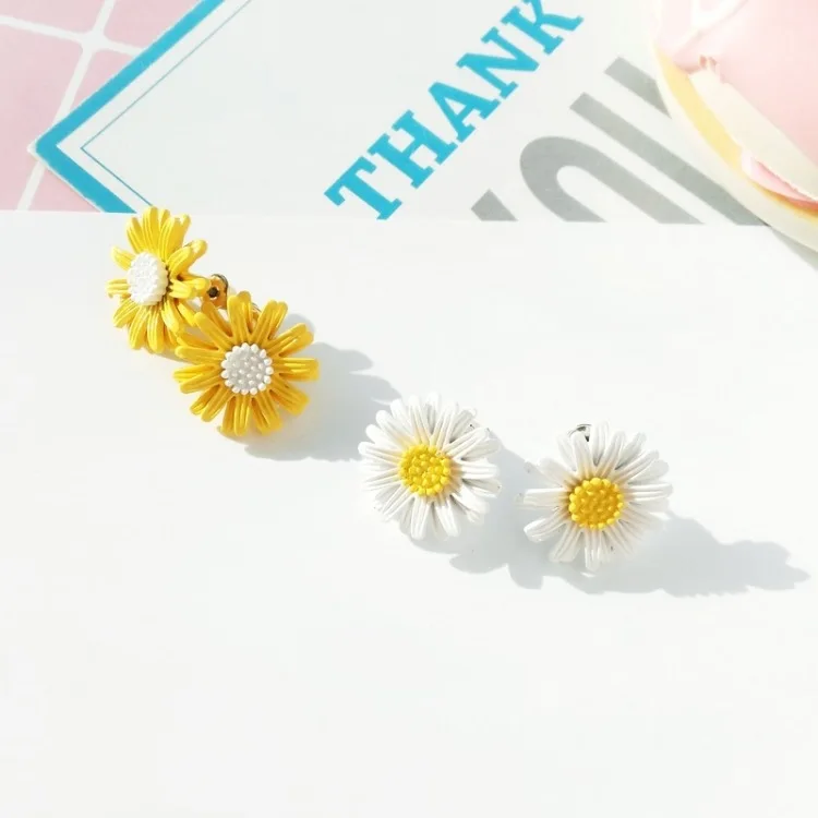 Новое поступление, серьги-клипсы с цветком хризантемы без пирсинга для женщин, простые летние пляжные клипсы для ушей, ювелирные изделия