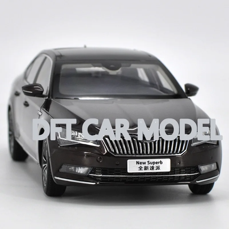 Goede 118 Legering Speelgoed Voertuigen Superb Auto Model Van Kinderen Speelgoed Auto  S Originele Geautoriseerde Authentieke Kinderen Speelgoed