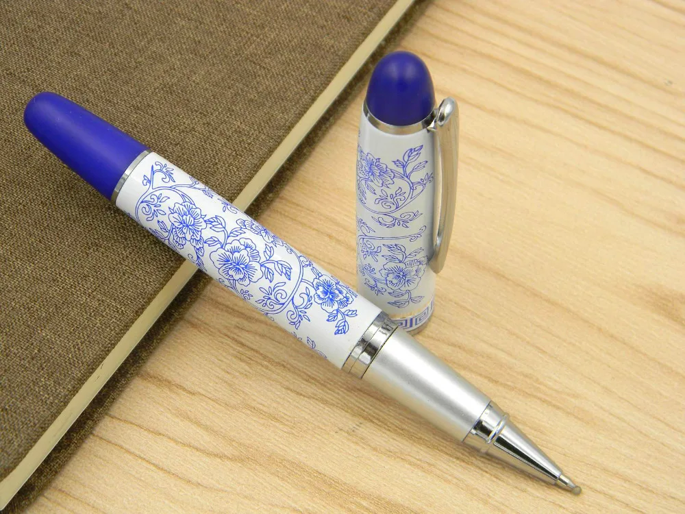

1Pcs Blue and White porcelain Chinese Painting Metal Rollerball Pen