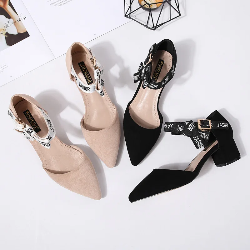 

2019 Plus Size 34-41 Women 4.5cm High Heels Low Block Heels Luxury Design Sandals Sandles Lady Summer Casual Brand Shoes YGH-71