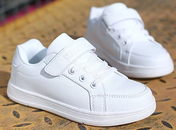 

Children's white shoes new boys and girls white sports shoes in the big children's campus show white shoes Boy's sneakers Mesh