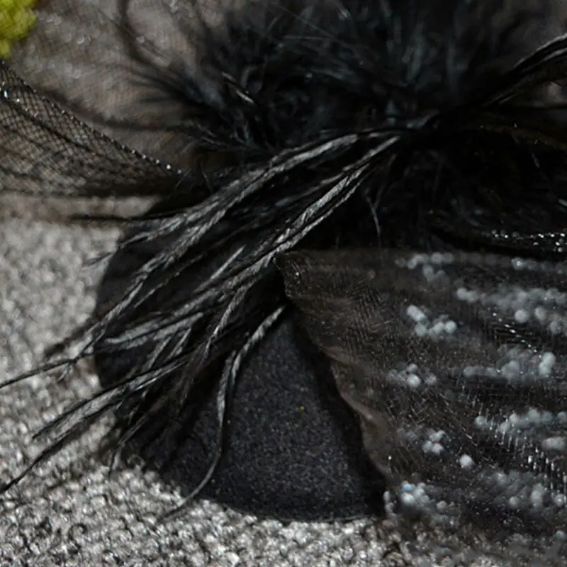 Женская Ретро волнистая сетчатая вуаль шляпа пушистое перо сплошной цвет Аллигатор заколка для волос Половина Покрытие лица бант чародей маленький