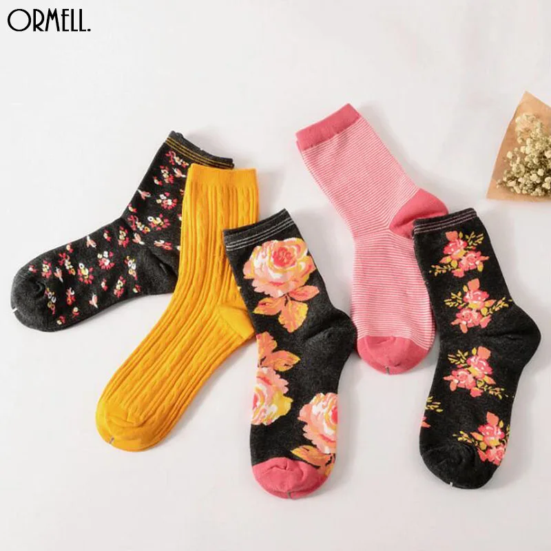 

1 Pair New Arrival Harajuku Women Socks Flower Striped Pattern Cotton Cute Novelty Ankle Sock For Autumn Winter
