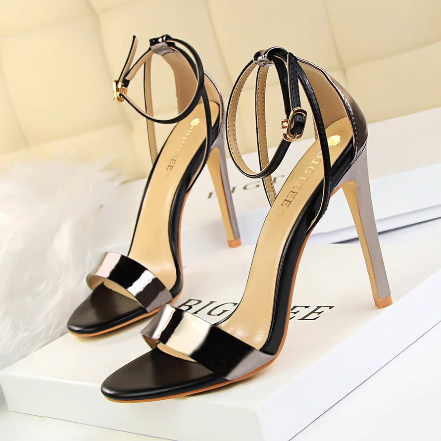 

New Style Fashion Sexy Lady Super High Heel Shoes Simple Patchwork Colors Buckle Strap Round Toe Sandals Female Banquet Shoes