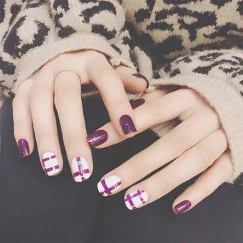 

Round Head Short Size Nail Art Tips with Glue Women Summer Holiday Fashion False Nail Girls Purple Color Individuality Fake Nail