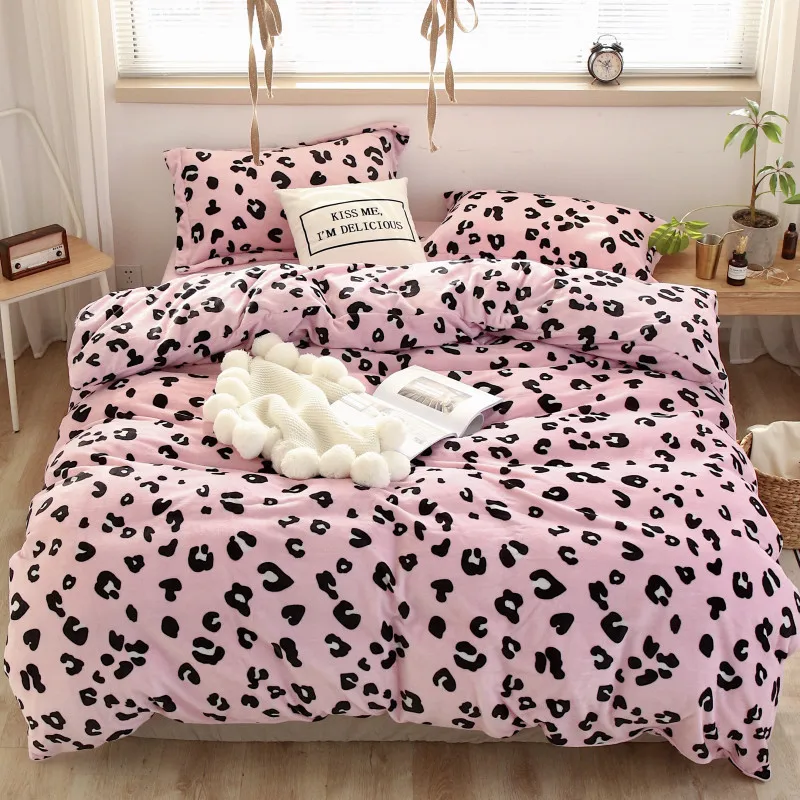 Pink Leopard Bedding Set 4 Pieces Sexy Style Duvet Cover Set