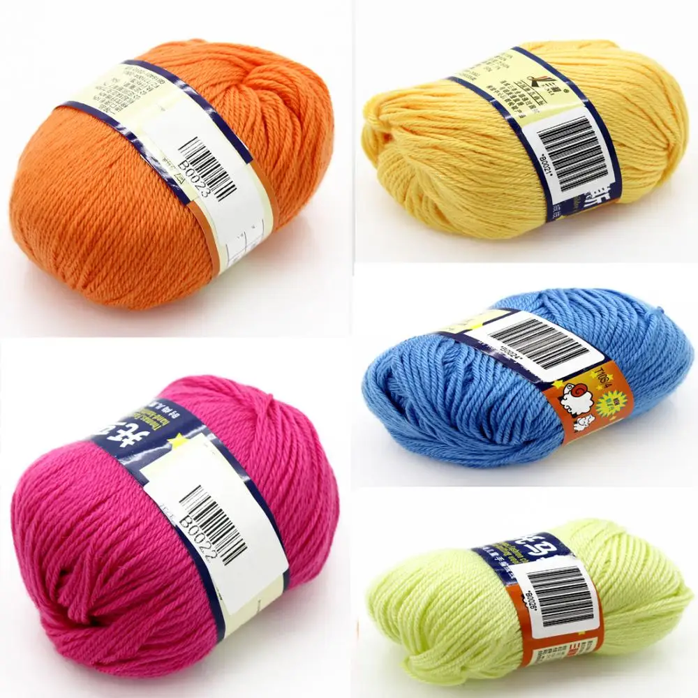 Hot Sale Sweater Knitting Yarn Natural Soft Bamboo&Cotton Skein High Quality Baby Yarn Free