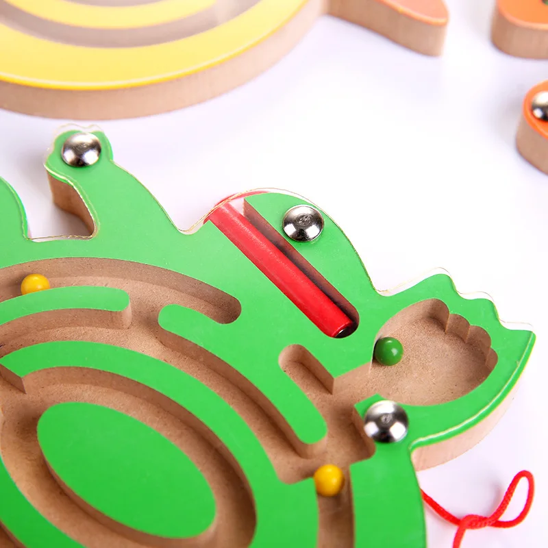 Cartoon Animals Maze Magnetic Beads Movable Waldorf Toys for Kids First Educational Montessori Toys Gift T0082