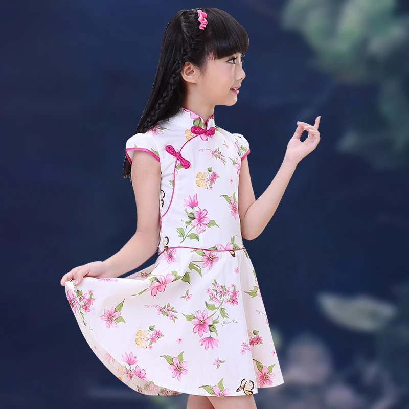 Японские платья для детей. Платье ципао для девочек. Детское китайское платье. Платье китаянки для девочки. Платье для девочки в китайском стиле.