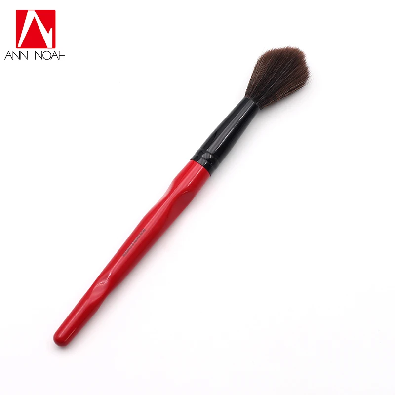 Comprar Clásico rojo cuerpo curvo plástico mango largo esponjoso sintético construible mejillas maquillaje cepillo
