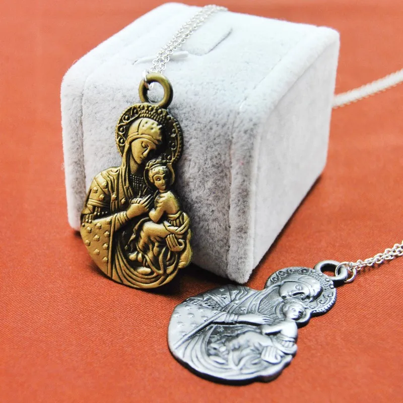 

Creative Original New Vintage Virgin Mary Necklace Women Retro Gold the Madonna Prayer Pendant Necklaces Men Jewelry Collares