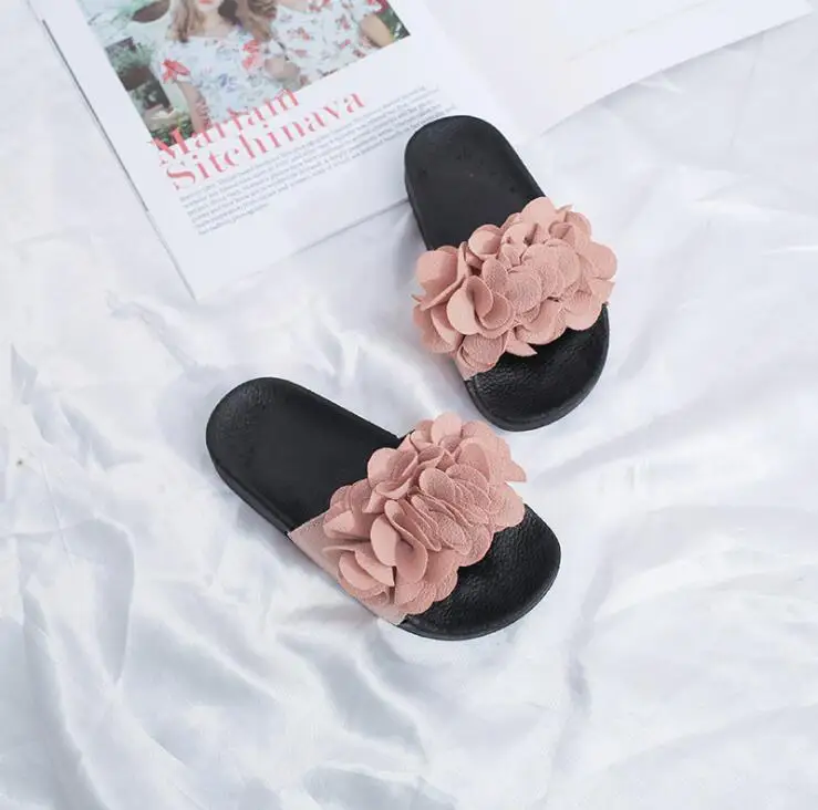 2019 Zomer Nieuwe Meisjes Slippers Mode Bloemen Flip Woorden Kinderen Thuis Slippers  Maat 26-36Korean Kinderen Tij Open Teen Sandalen - AliExpress Moeder \u0026  Kinderen