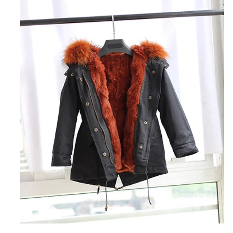 

2018 winter children's fur coat sent to overcome the real rabbit fur coat fashion Outerwear Jackets girls and boy coats SW-44