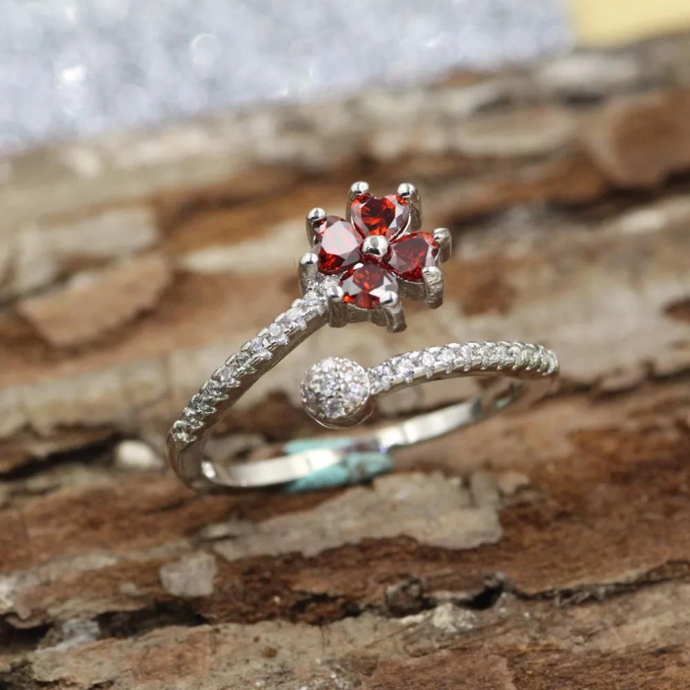 WalerV New 925 Silver Ring For Women Set Fashion Charm Green Four leaf grass Crystal Zircon Open Ring Lady Jewelry Girl Gifts