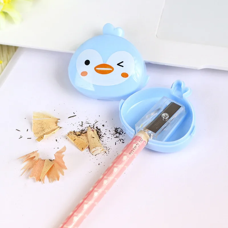 Coloffice 2PCS/Lot Creative Animals Hand Pencil Sharpener For Student Multicolor Kawaii Pencil Sharpener School Office Supplies