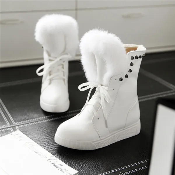 

2015 new winter leisure soft leather charmankle lace-up women boots low heel boots comfortable and breathess women boot E3860
