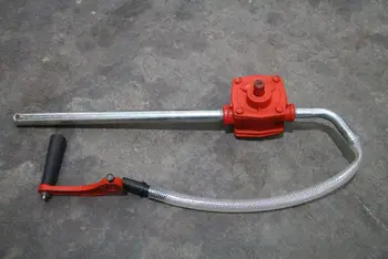 

Manual oil pump gear oil injector