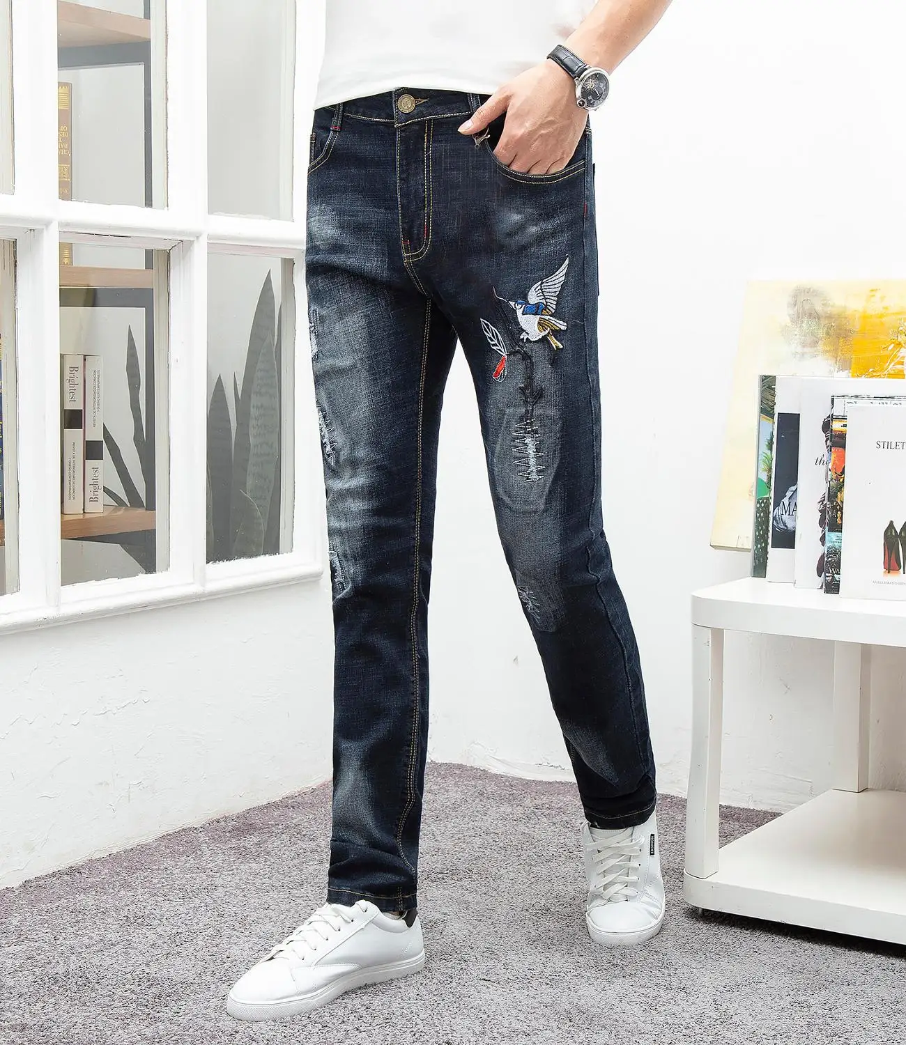 

Men's jeans brand 3d embroidery 2019 straigth business casual ripped distressed embroidery homme denim trousers plus size 29-38