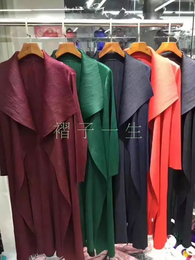 Miyake fold, воротник-стойка, однотонный, длинный рукав, отложной воротник, Длинная ветровка
