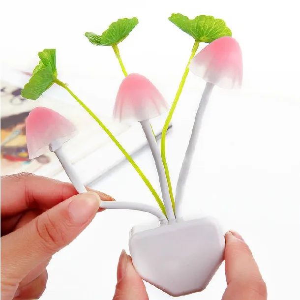 

Mini night light LED light induction lamp socket electric lamp night lamp lamp baby baby