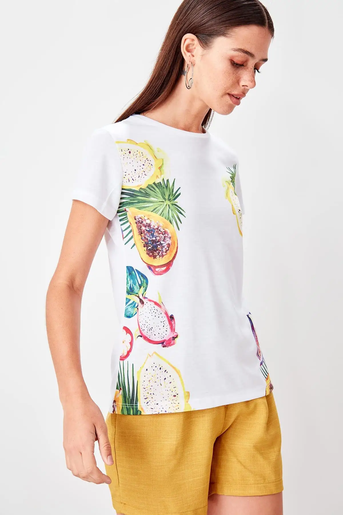 

Trendyol White Printed T Shirt Knitted TWOSS19TS0201