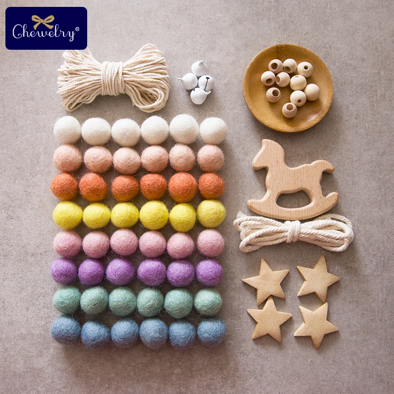  Baby Wooden Teether Suit DIY Bed Bell Toy Beech Rodent Ring Wool Ball Baby Room Decoration Christma