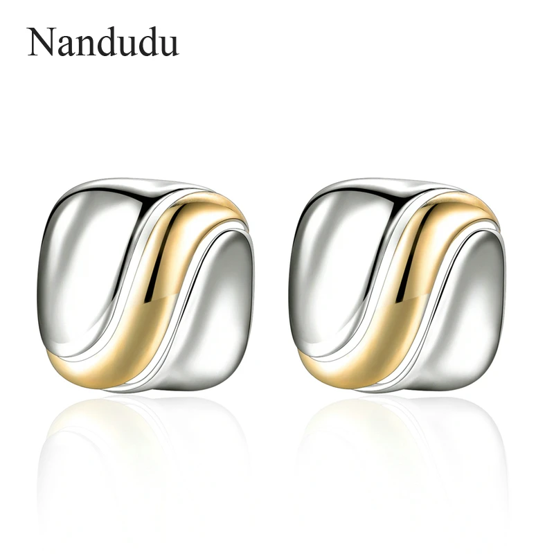

Nandudu New Arrival Metal Earrings Simple Fashion Gold with Silver Color Two-tone Square Stud Earring Accessories CE285