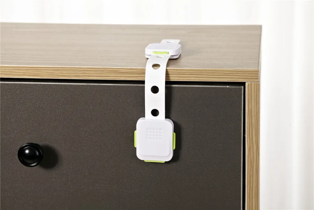 Child lock protection of children 3